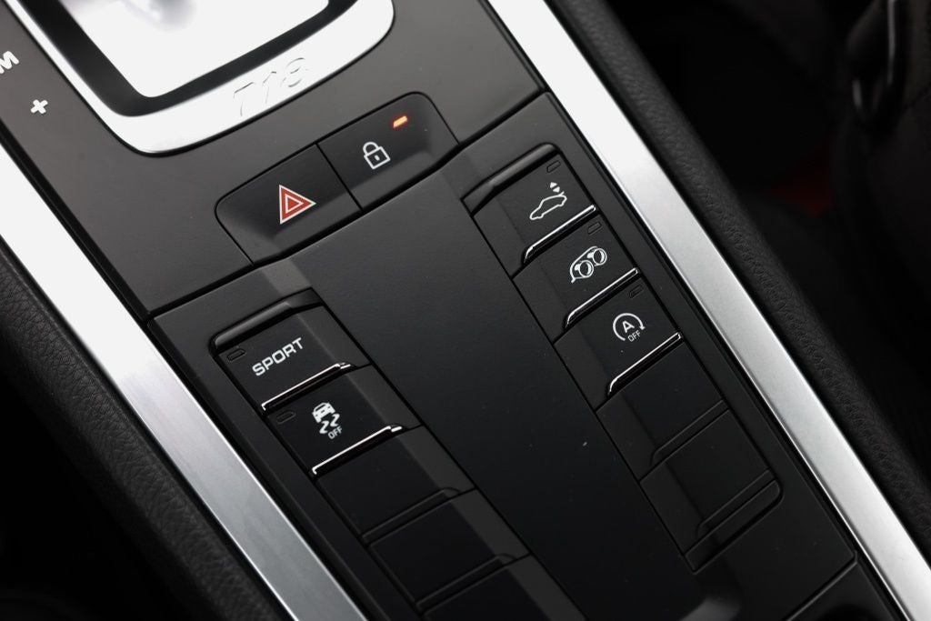 2025 Porsche 718 Cayman Base