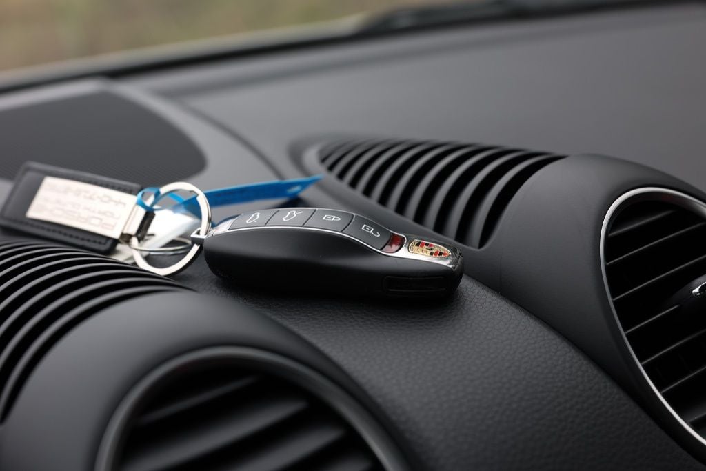 2025 Porsche 718 Cayman Base