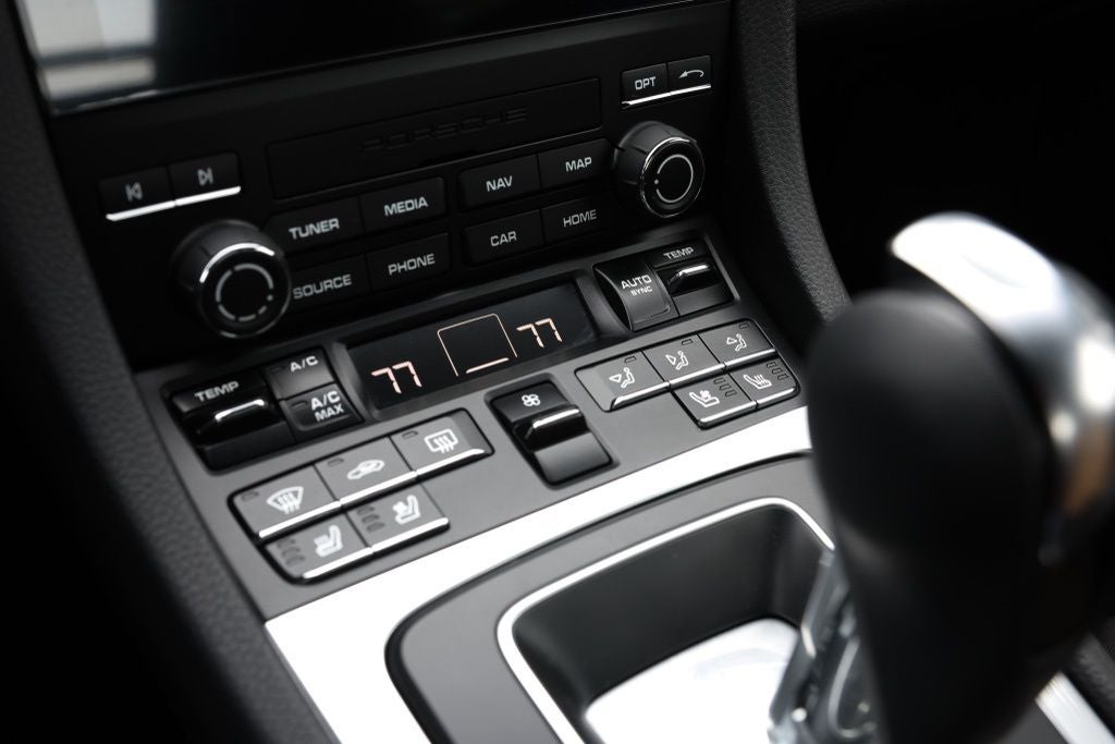 2025 Porsche 718 Cayman Base