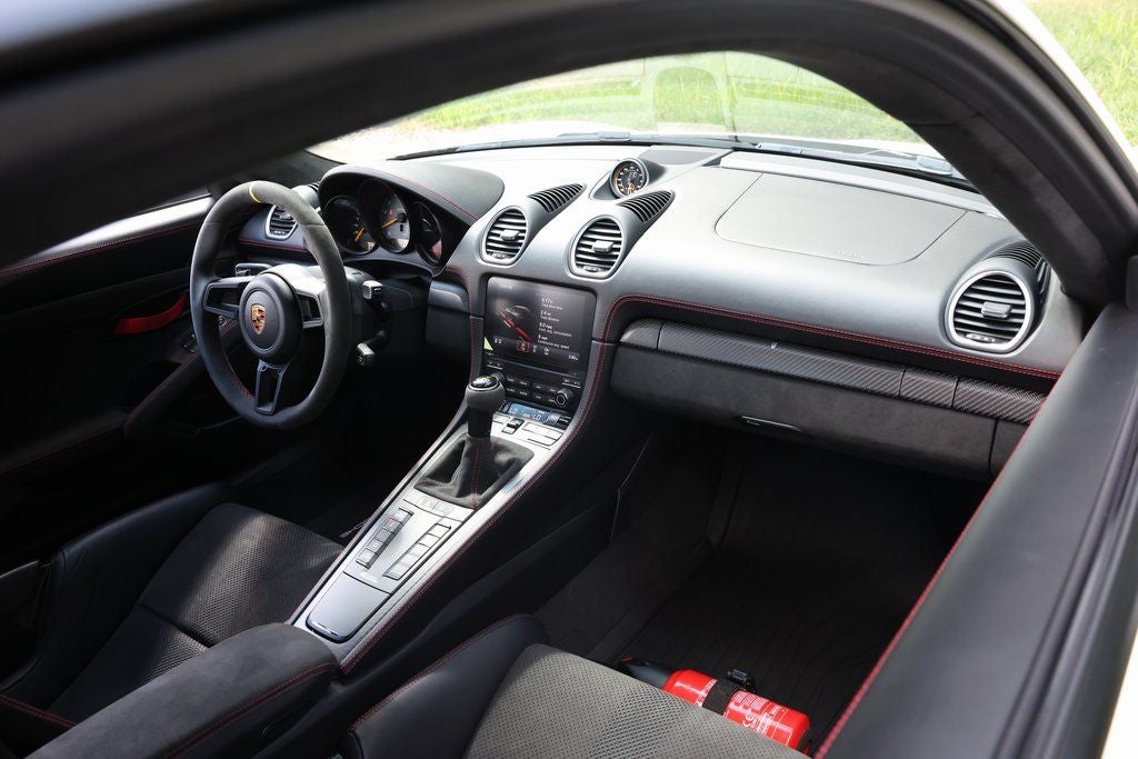 2023 Porsche 718 Cayman GT4 RS