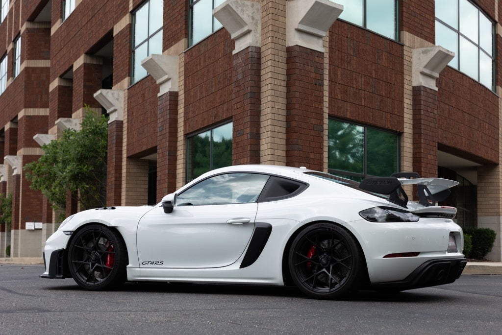 2023 Porsche 718 Cayman GT4 RS