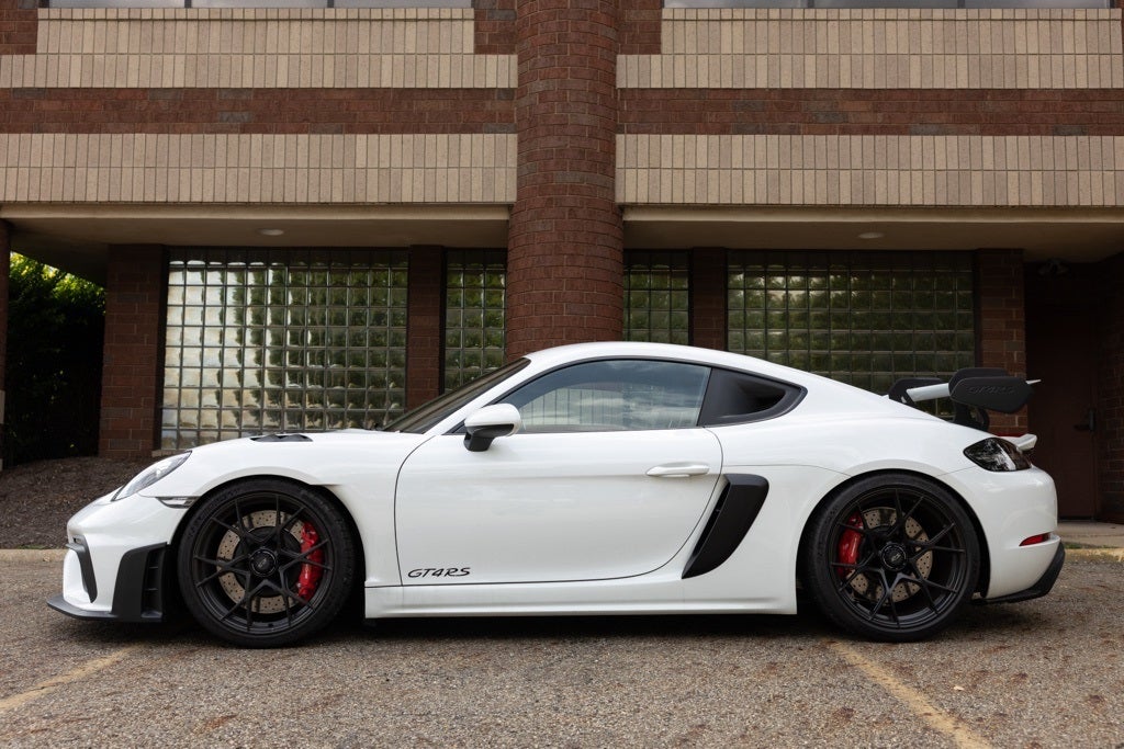2023 Porsche 718 Cayman GT4 RS