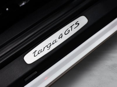 2018 Porsche 911 Targa 4 GTS