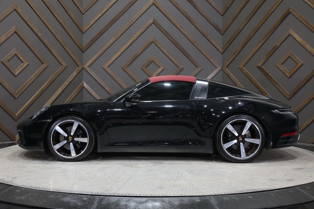 2021 Porsche 911 Targa 4S