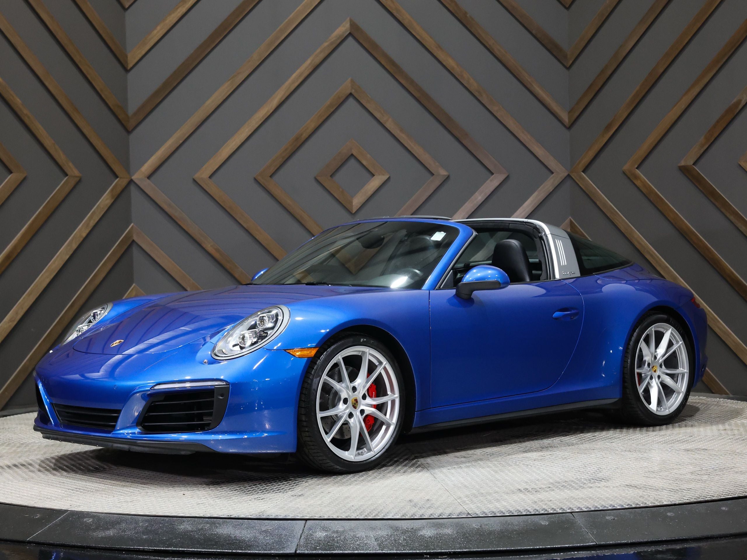 2017 Porsche 911 Targa 4S