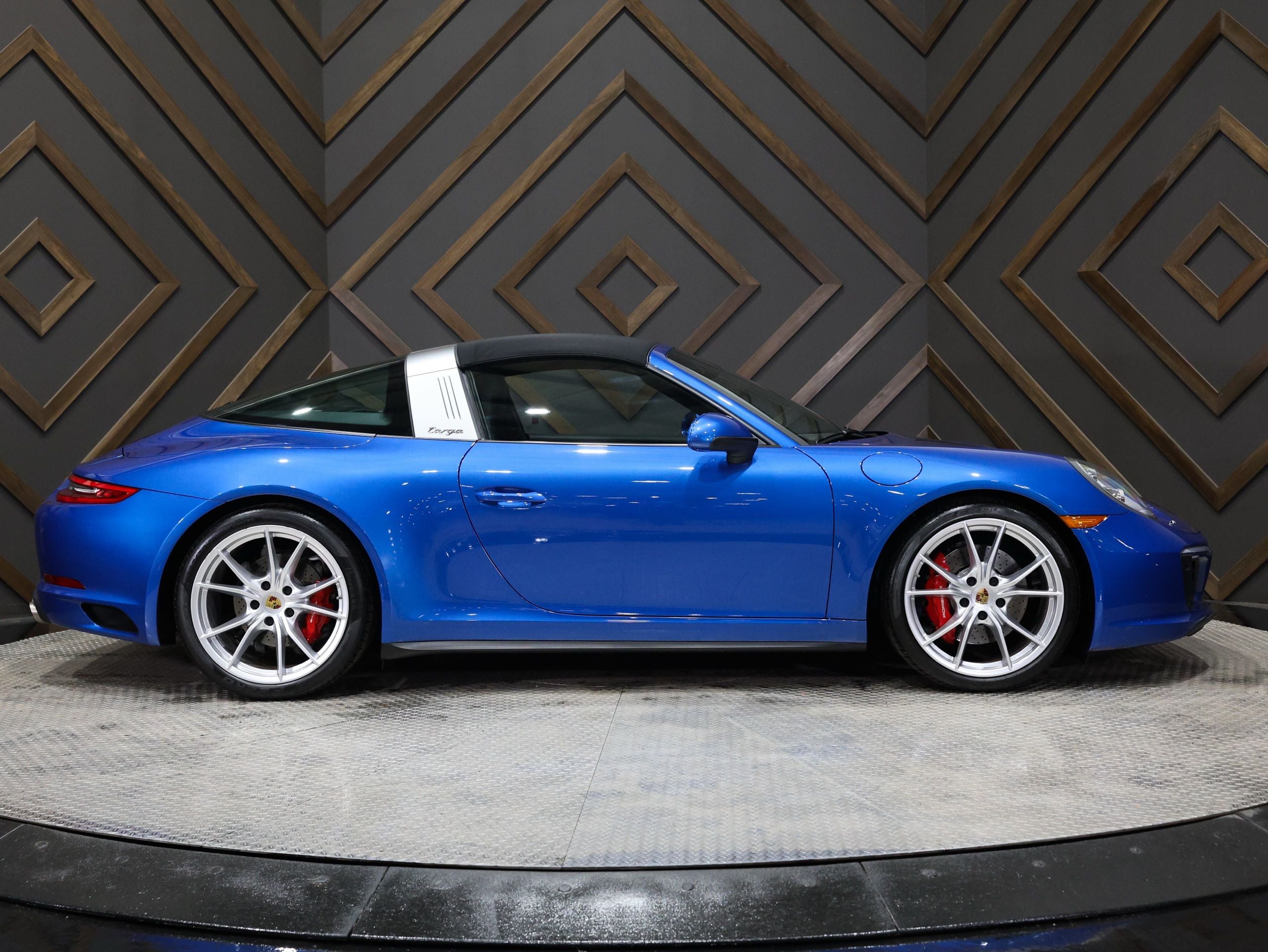 2017 Porsche 911 Targa 4S