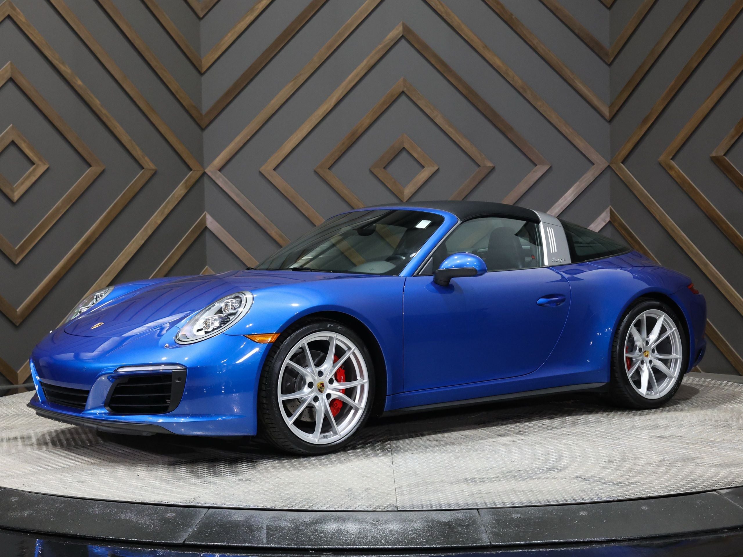 2017 Porsche 911 Targa 4S