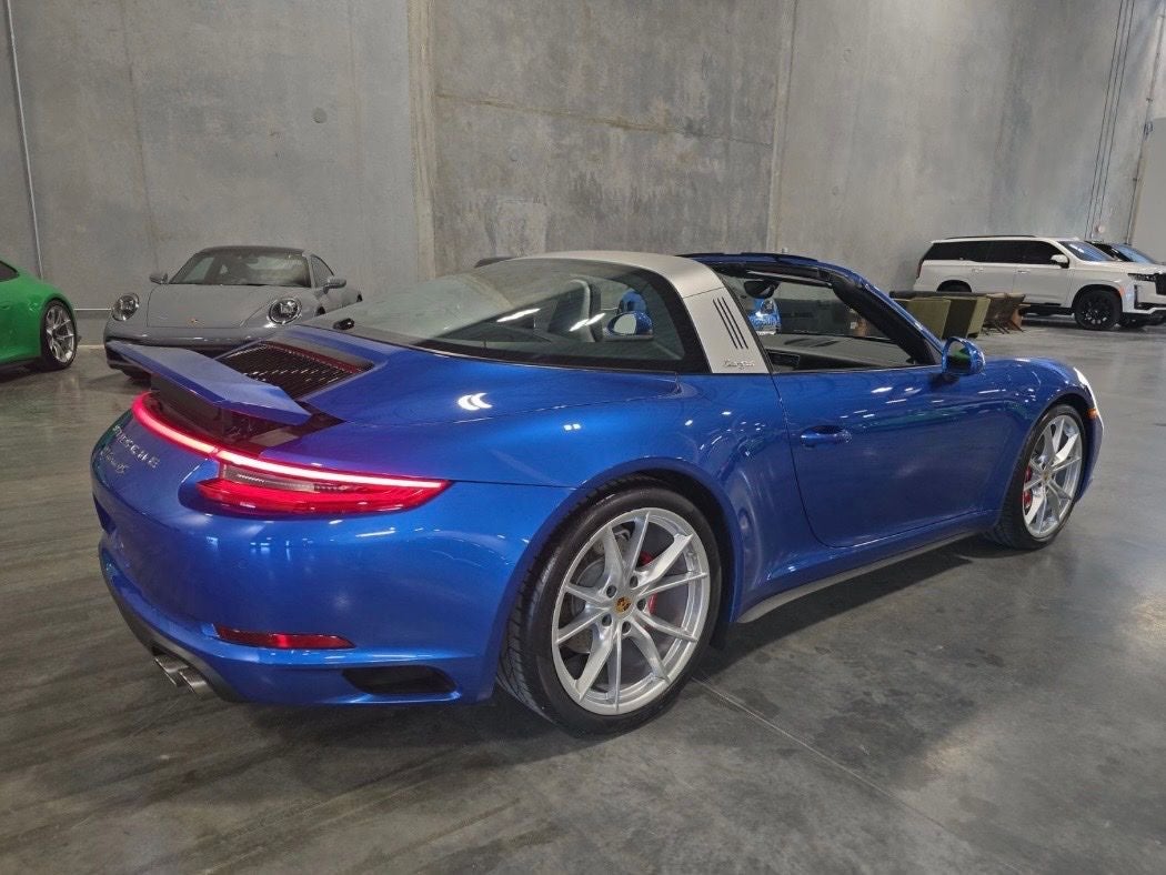 2017 Porsche 911 Targa 4S