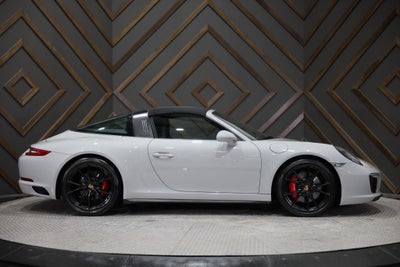 2018 Porsche 911 Targa 4S