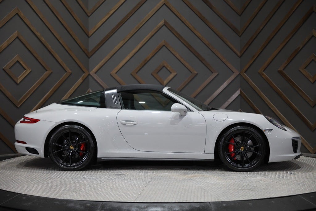 2018 Porsche 911 Targa 4S