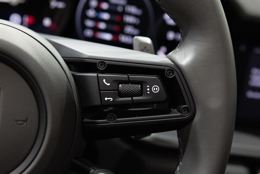 2023 Porsche 911 Carrera