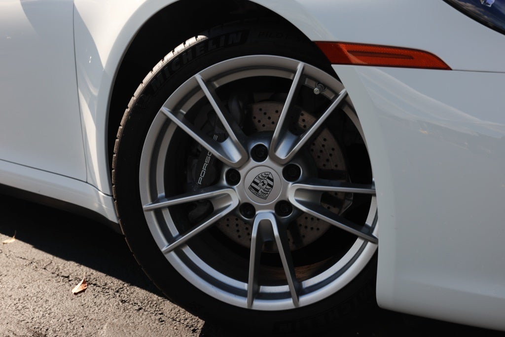 2024 Porsche 911 Carrera 4