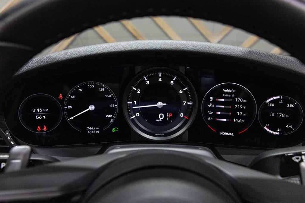 2024 Porsche 911 Carrera 4