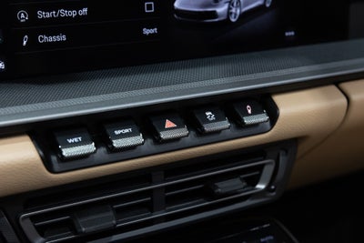 2024 Porsche 911 Carrera 4