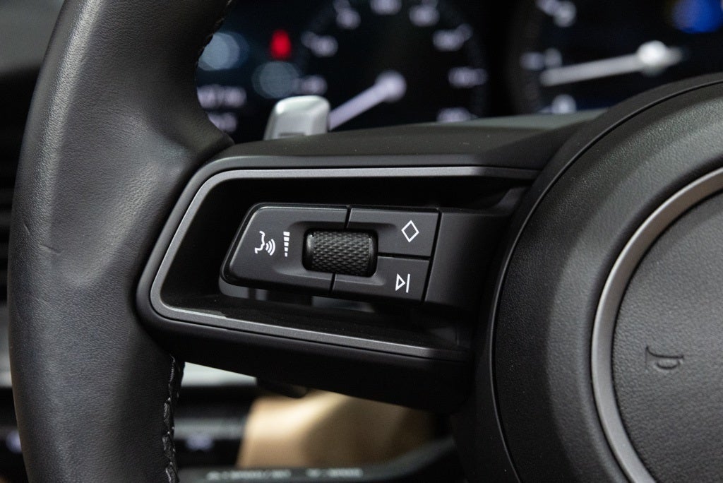 2024 Porsche 911 Carrera 4