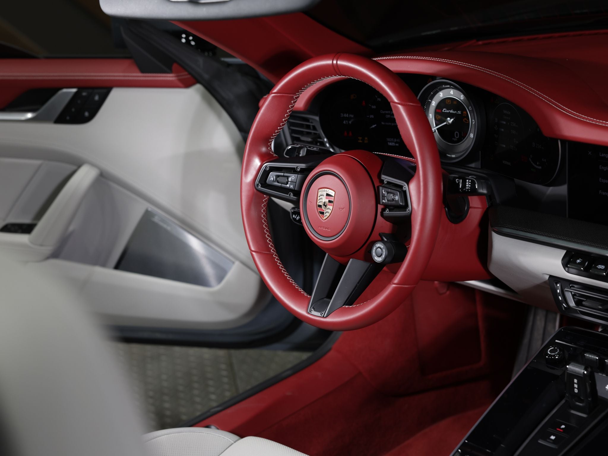 2025 Porsche 911 Turbo S