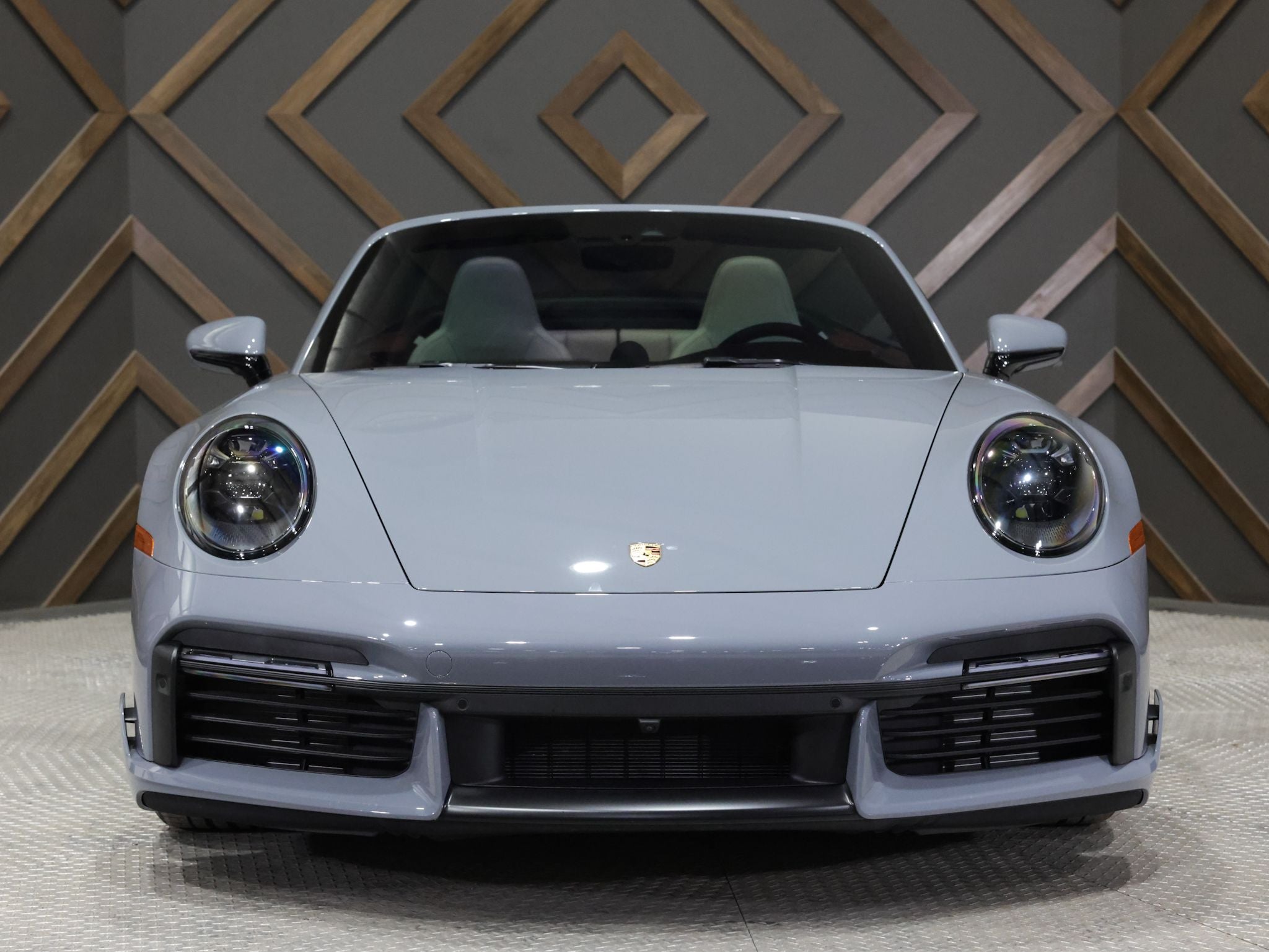 2025 Porsche 911 Turbo S