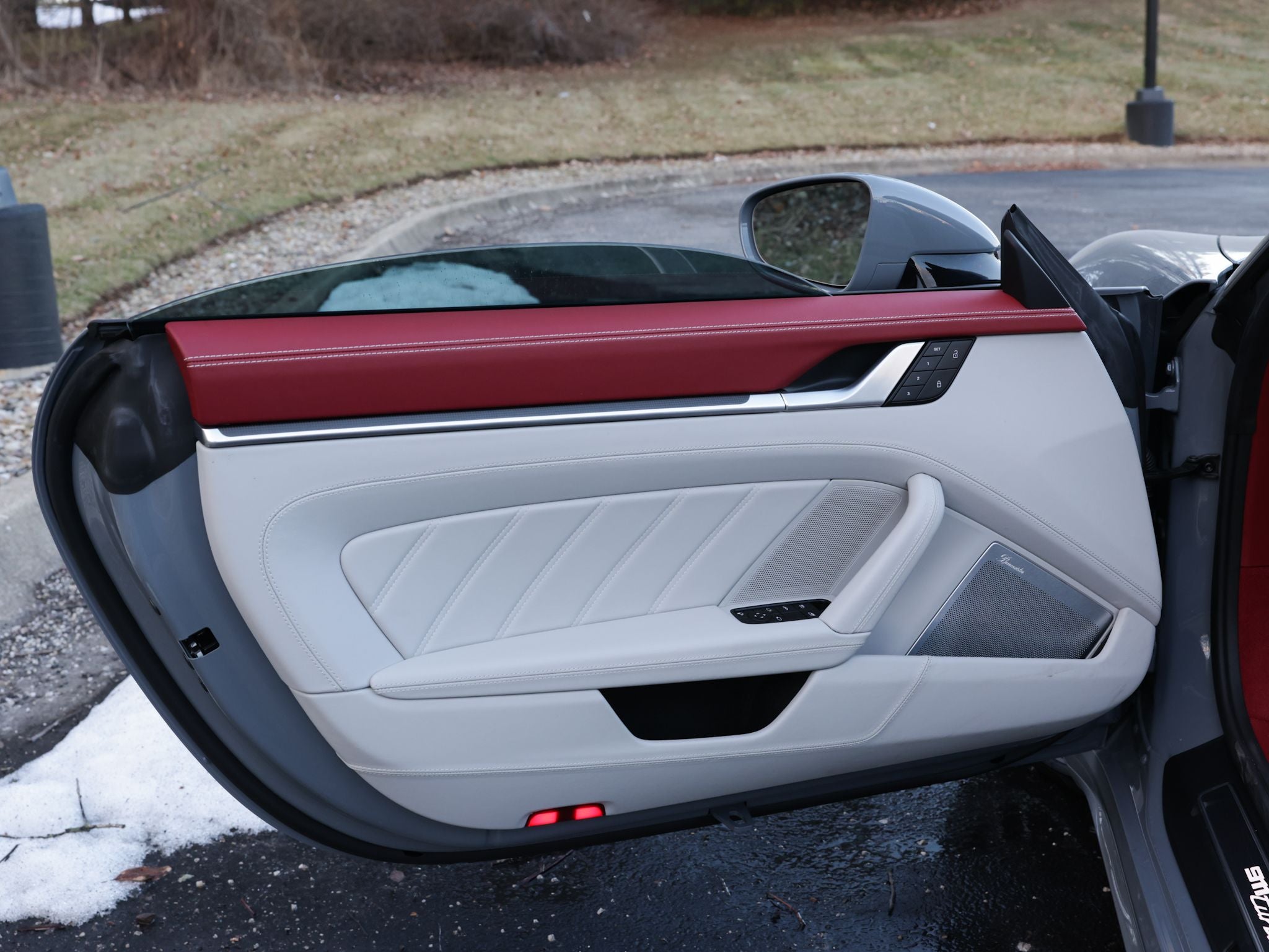 2025 Porsche 911 Turbo S