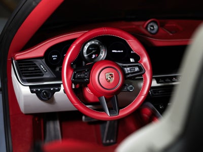 2025 Porsche 911 Turbo S