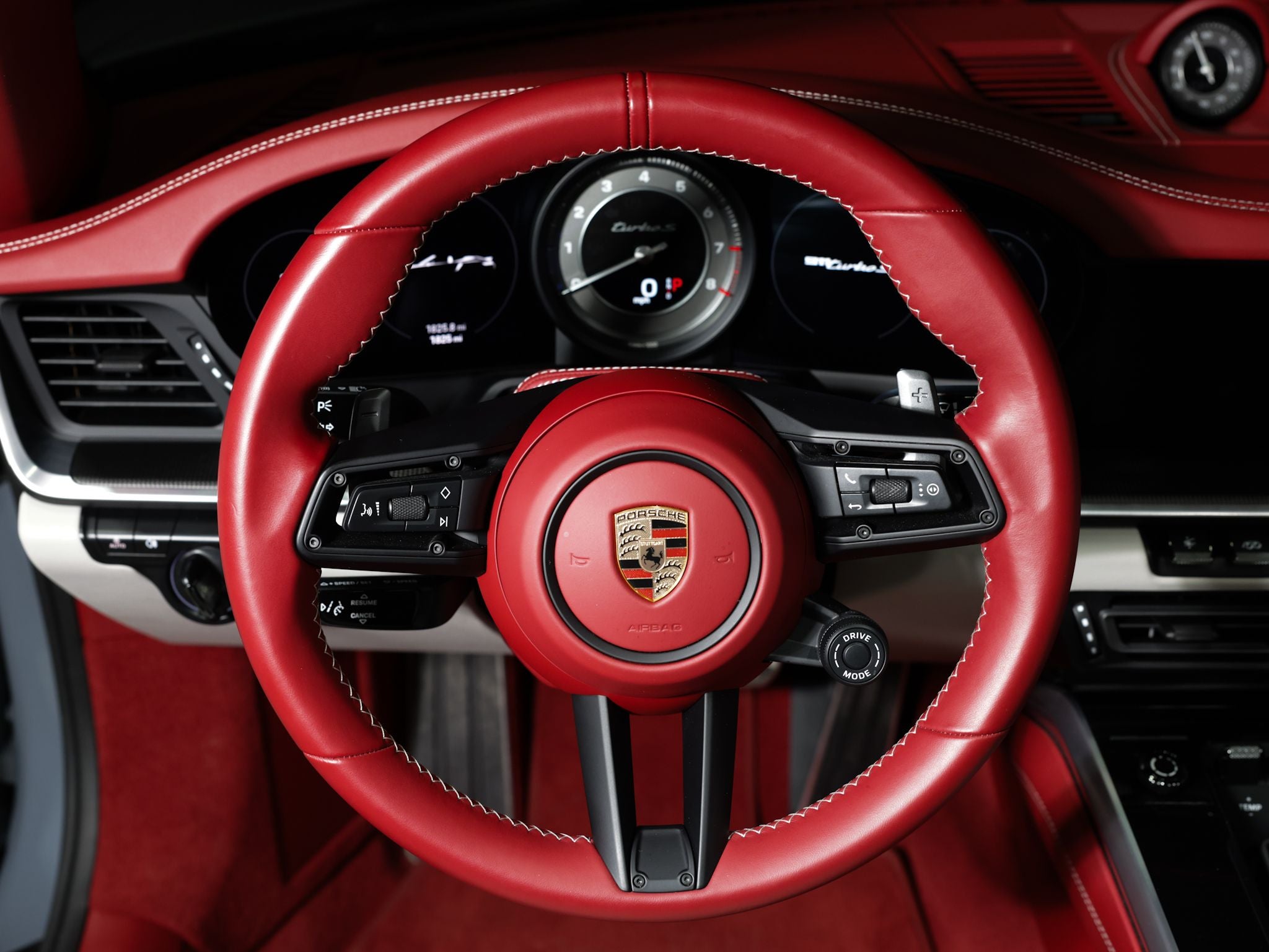 2025 Porsche 911 Turbo S