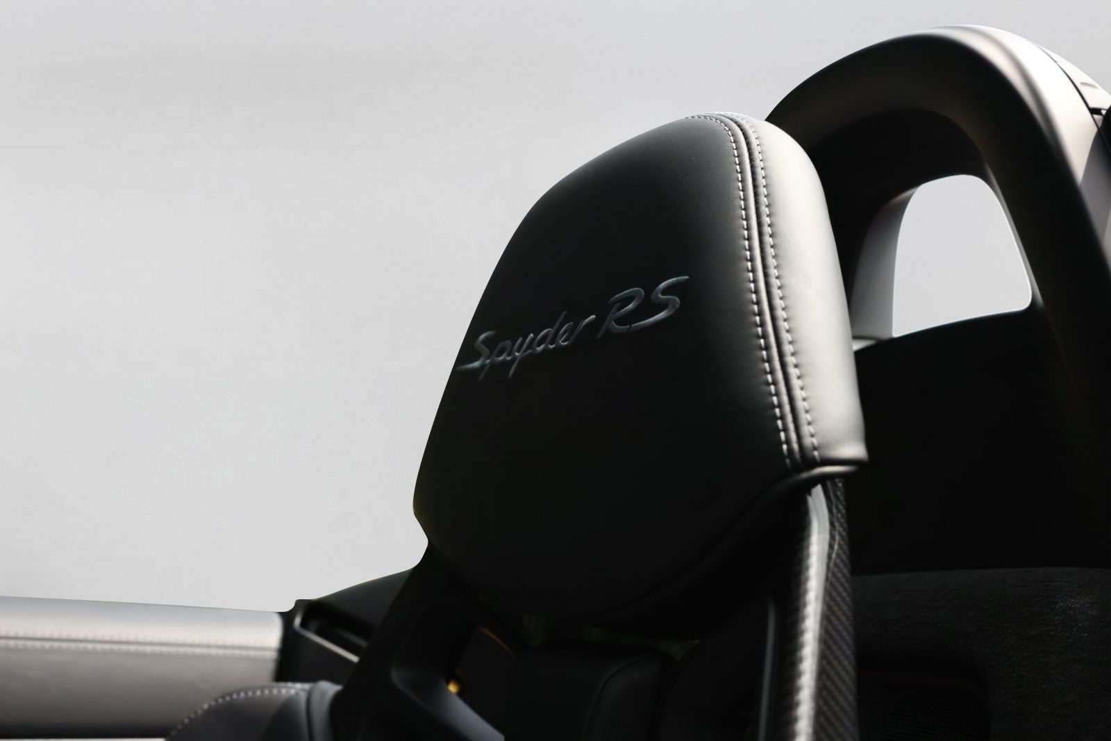 2024 Porsche 718 Spyder RS