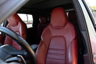 2022 Porsche Cayenne Turbo