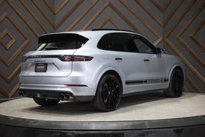 2022 Porsche Cayenne Turbo