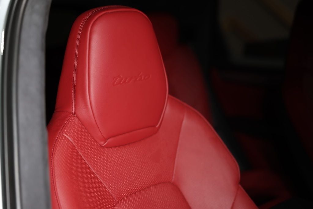 2022 Porsche Cayenne Turbo