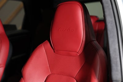 2022 Porsche Cayenne Turbo