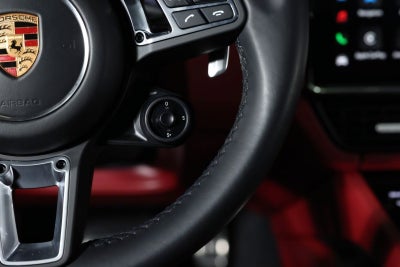 2022 Porsche Cayenne Turbo