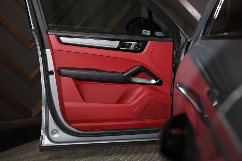 2022 Porsche Cayenne Turbo