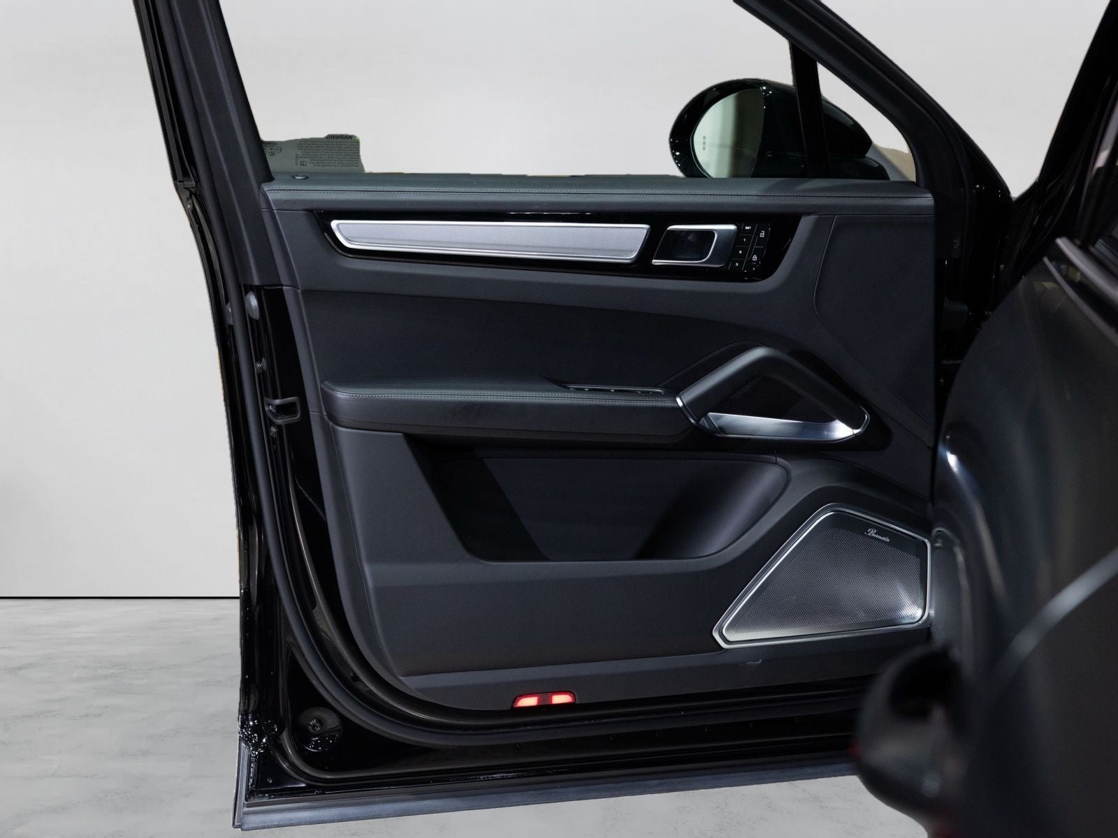2023 Porsche Cayenne Turbo