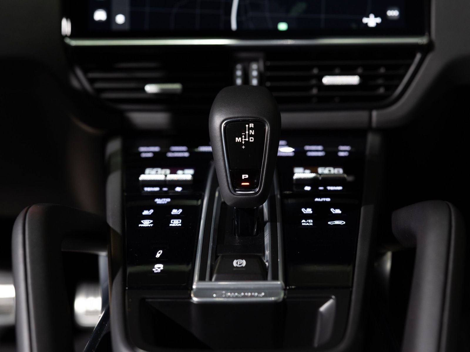 2023 Porsche Cayenne Turbo