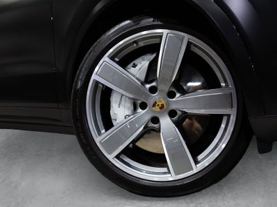 2023 Porsche Cayenne Turbo