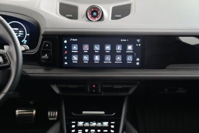2025 Porsche Cayenne GTS