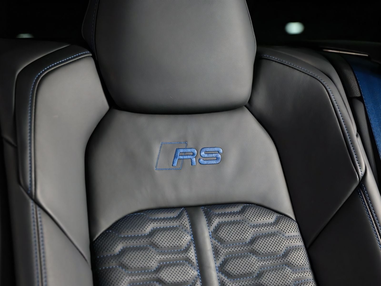 2025 Audi RS 6 Avant performance 4.0T quattro