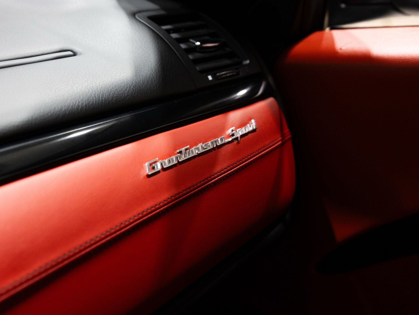 2018 Maserati GranTurismo MC