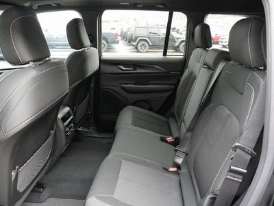 2025 Jeep Grand Cherokee Laredo X