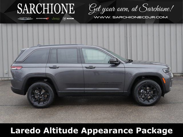 2026 Jeep Grand Cherokee Laredo Altitude