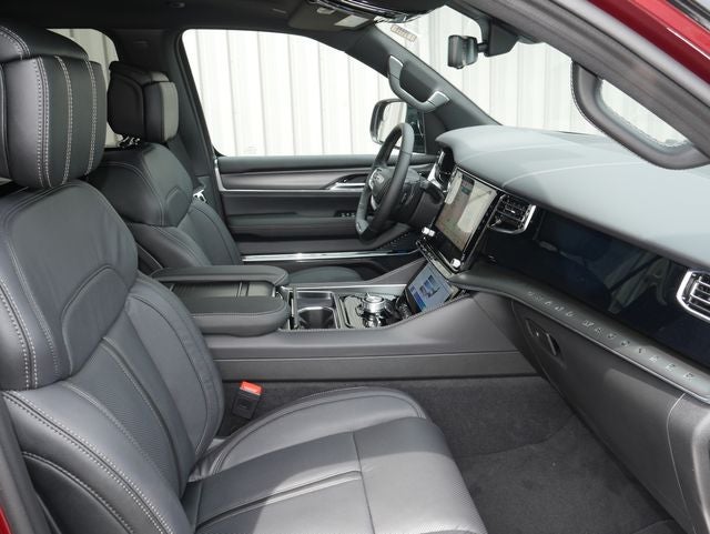2026 Jeep Grand Wagoneer Summit Obsidian