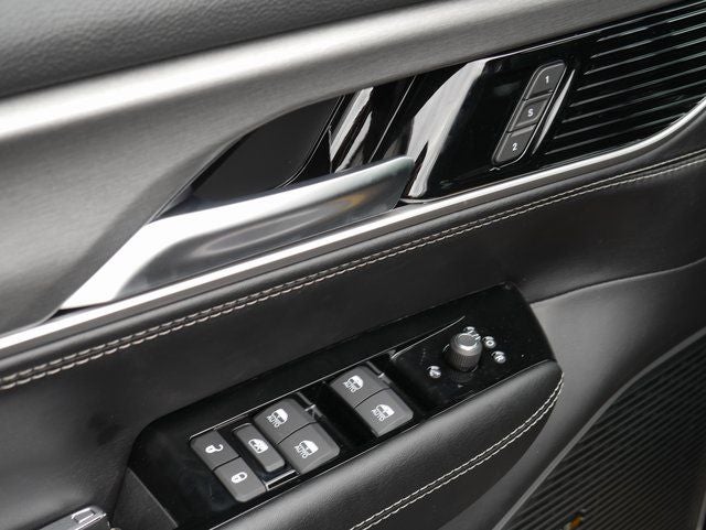 2025 Jeep Wagoneer Series II Overland