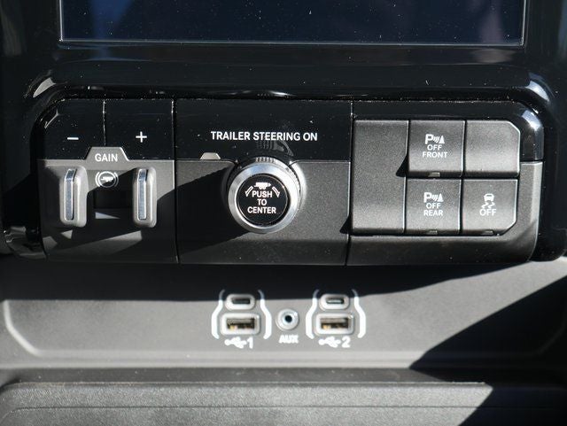 2026 RAM 1500 Big Horn/Lone Star Night Edition