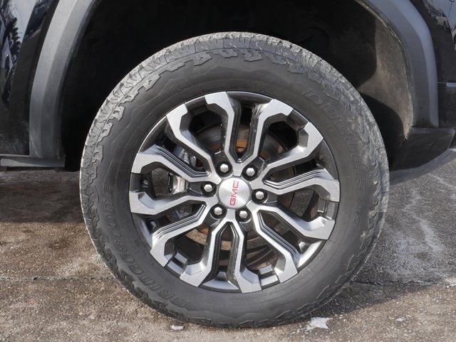 2023 GMC Canyon Denali