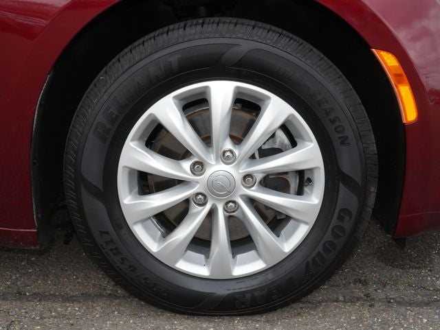 2017 Chrysler Pacifica Touring L