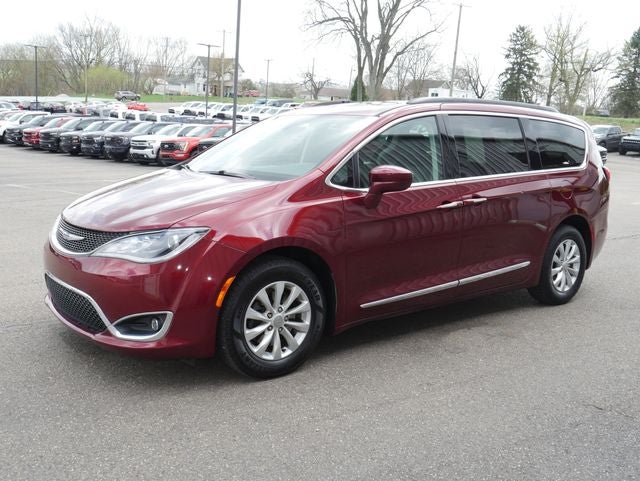 2017 Chrysler Pacifica Touring L
