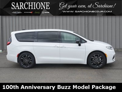 2026 Chrysler Pacifica Select