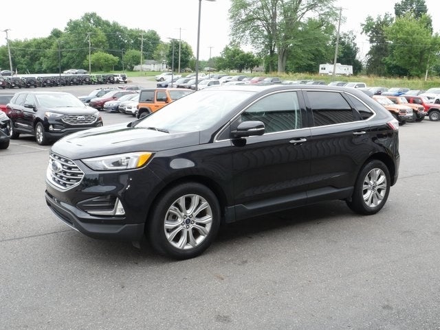 2022 Ford Edge Titanium