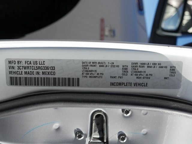 2024 RAM 3500 SLT