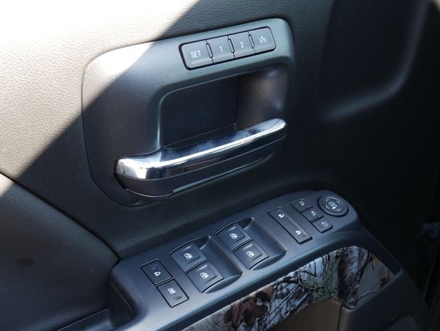 2018 Chevrolet Silverado 1500 LTZ 2LZ Realtree Edition