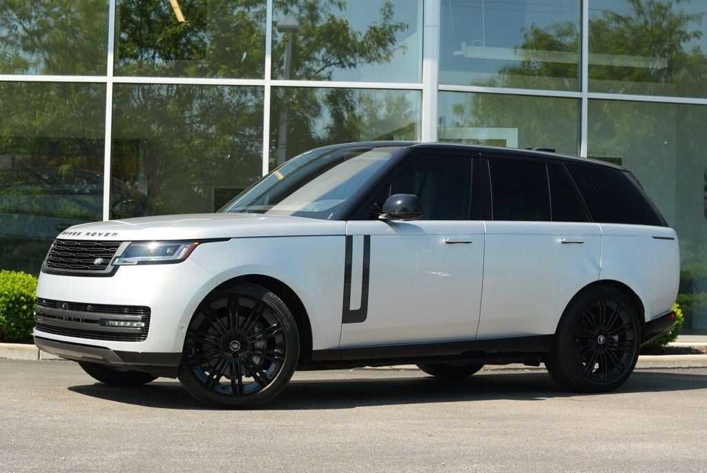 2025 Land Rover Range Rover SE